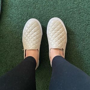 G By Guess Quilted Slip-on Loafers in Taupe